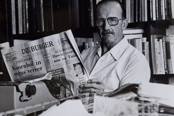 PROF. GERT PIENAAR: GRONDLEGGER VAN JOERNALISTIEKE OPLEIDING IN SUID-AFRIKA